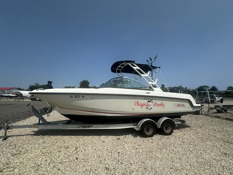 The Image of Boston Whaler 230 VANTAGE 2013 - 0