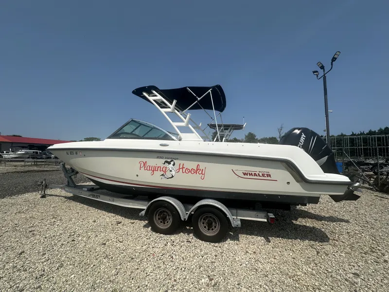 Slide: The Image of Boston Whaler 230 VANTAGE 2013 - 1