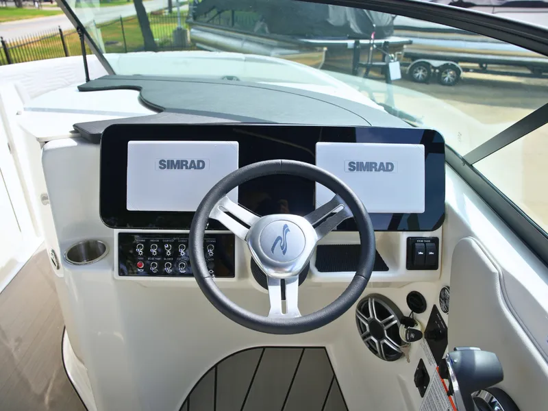 Slide: The Image of Sea Ray SDX 250 Surf 2027 - 23