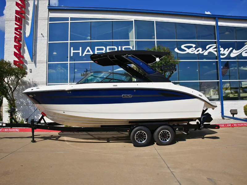 The Image of Sea Ray SDX 250 Surf 2027 - 0