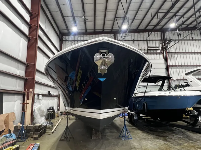 Slide: The Image of Tiara 38 LS 2019 - 3