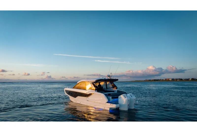 Slide: The Image of Galeon 375 GTO 2027 - 11