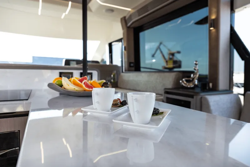 Slide: The Image of Galeon 560 FLY 2026 - 78