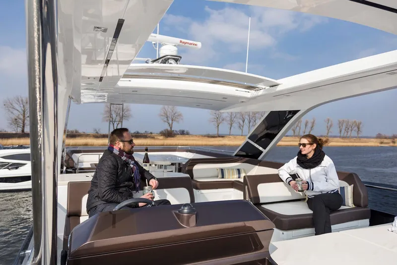 Slide: The Image of Galeon 640 FLY 2027 - 22