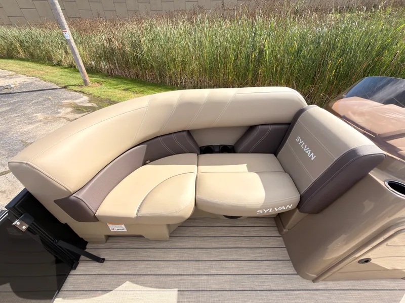 Slide: The Image of Sylvan MIRAGE 8520 CLZ DH 2027 - 18