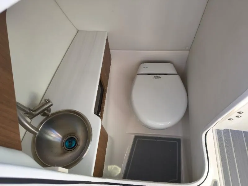 Slide: The Image of Regal LS6 Surf 2027 - 12