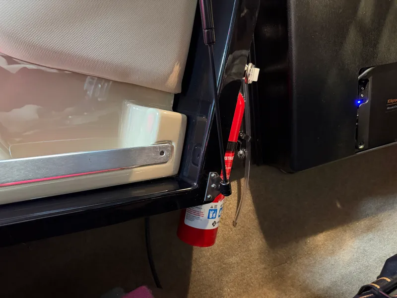 Slide: The Image of Mastercraft X22 2022 - 53
