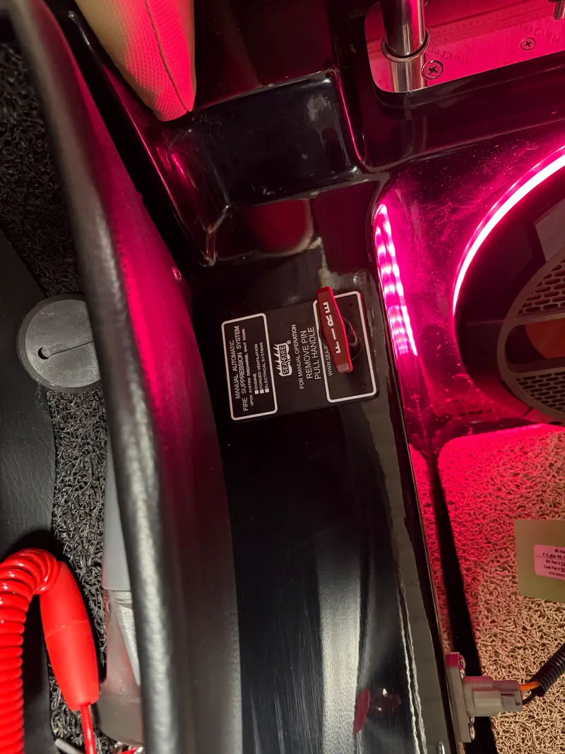 Slide: The Image of Mastercraft X22 2022 - 63