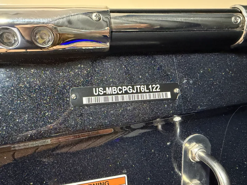 Slide: The Image of Mastercraft X22 2022 - 109