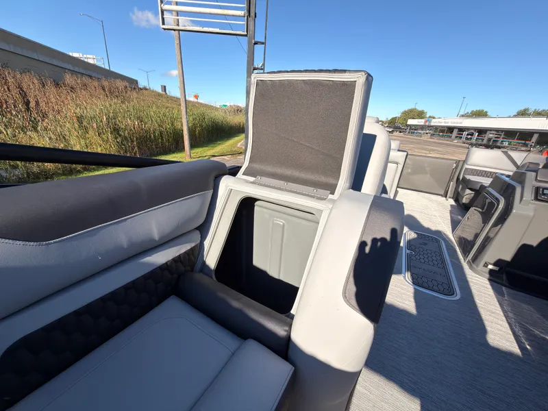 Slide: The Image of Sylvan X3 LZ DH 2027 - 60