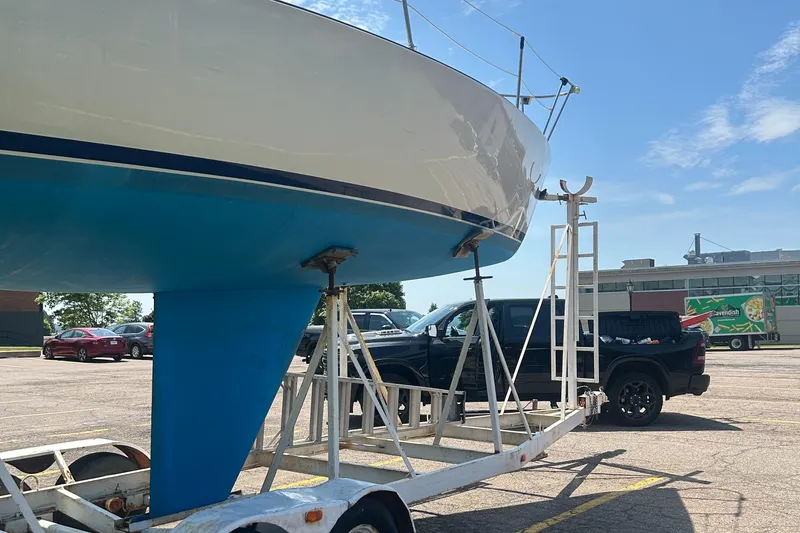 Slide: The Image of J Boats J/29 1984 - 2