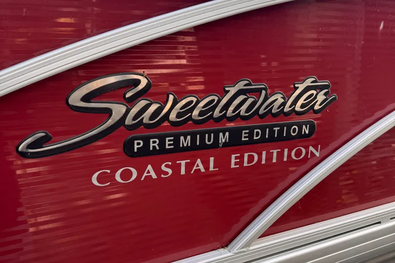 Slide: The Image of Sweetwater Premium Edition 200 2015 - 27