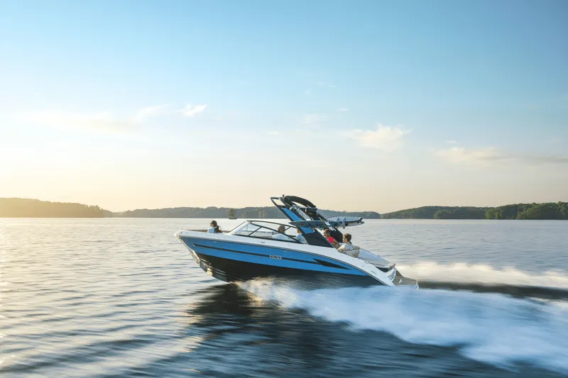 The Image of Sea Ray SDX 250 Surf 2025 - 0