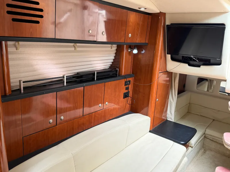 Slide: The Image of Sea Ray 310 SUNDANCER 2007 - 18