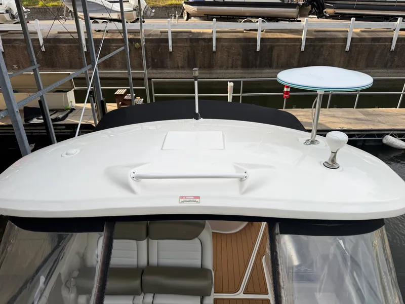 Slide: The Image of Sea Ray 310 SUNDANCER 2007 - 30