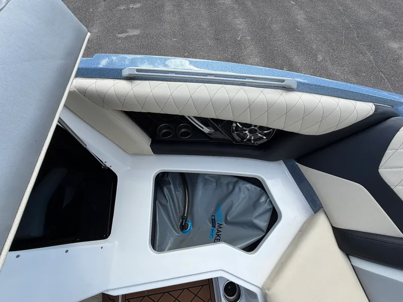 Slide: The Image of Tige 20RZX 2019 - 41