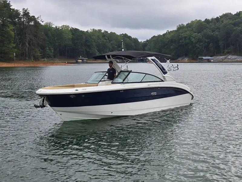 Slide: The Image of Sea Ray SDX 270 Surf 2027 - 31