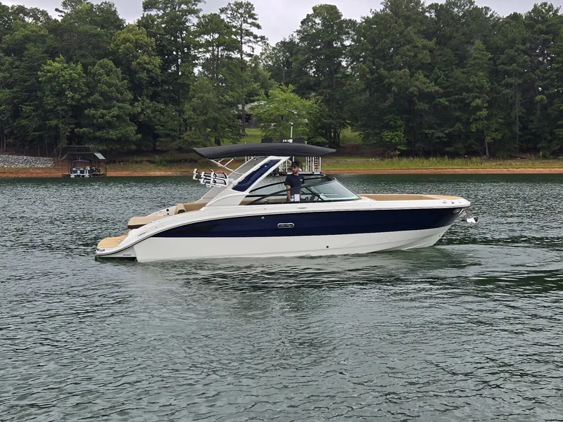 Slide: The Image of Sea Ray SDX 270 Surf 2027 - 27