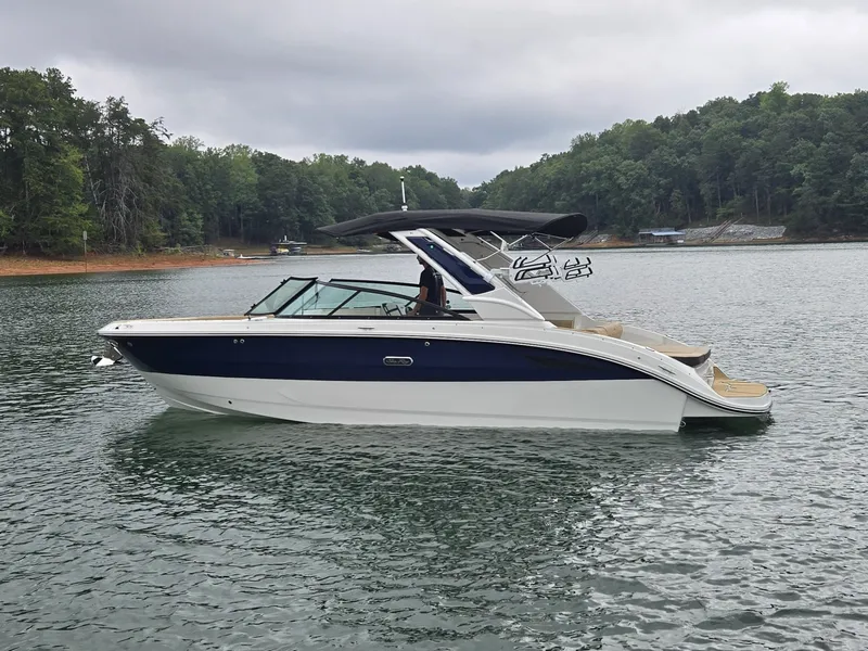 Slide: The Image of Sea Ray SDX 270 Surf 2027 - 30
