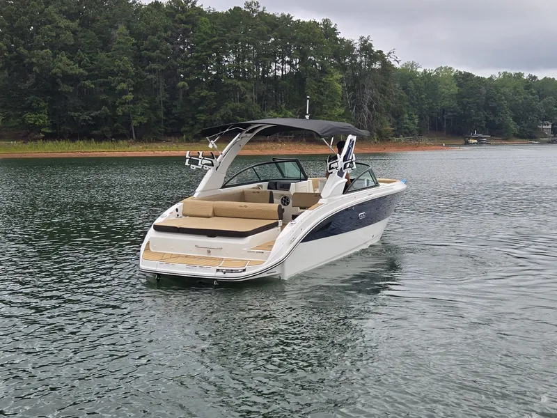 Slide: The Image of Sea Ray SDX 270 Surf 2027 - 5