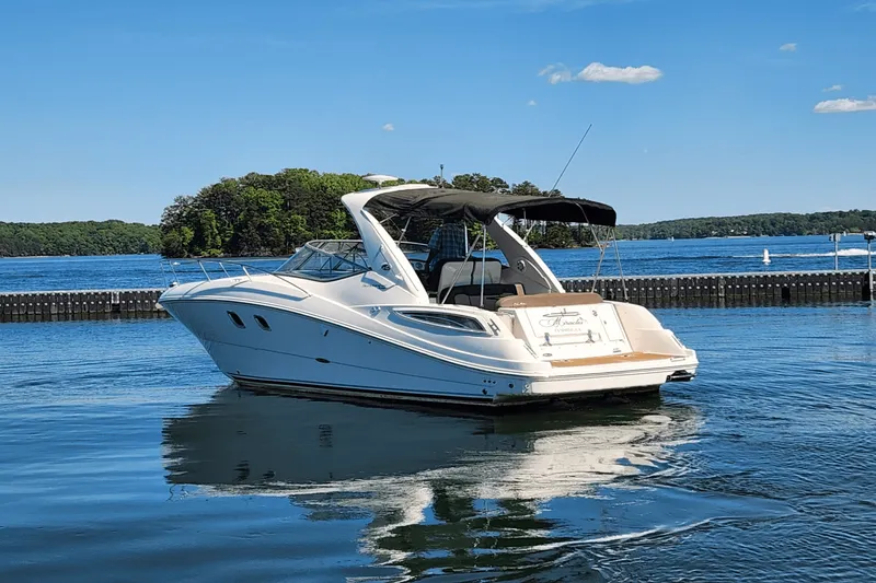 Slide: The Image of Sea Ray 330 SUNDANCER 2014 - 14