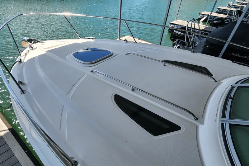 Slide: The Image of Sea Ray 330 SUNDANCER 2014 - 27