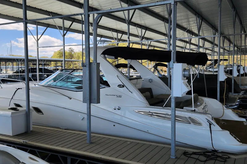 Slide: The Image of Sea Ray 330 SUNDANCER 2014 - 15