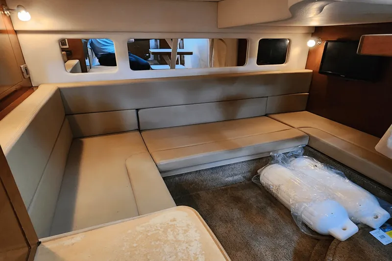 Slide: The Image of Sea Ray 330 SUNDANCER 2014 - 45