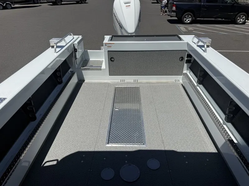 Slide: The Image of Hewescraft 240 Ocean Pro Hardtop 2026 - 13