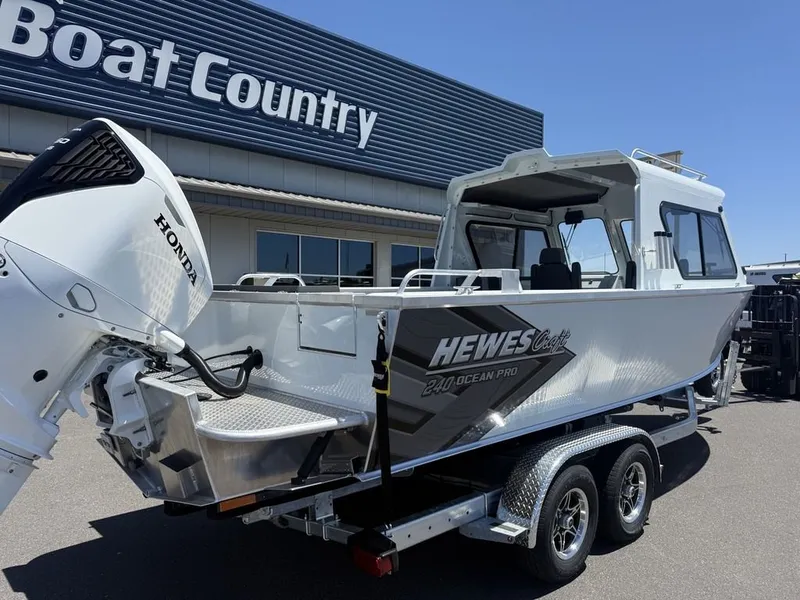 Slide: The Image of Hewescraft 240 Ocean Pro Hardtop 2026 - 3
