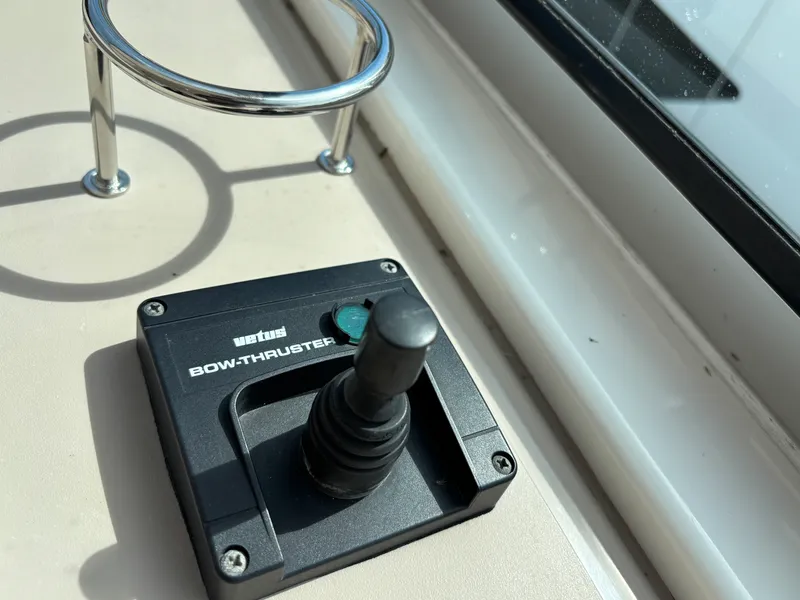 Slide: The Image of Sea Ray 550 SUNDANCER 2002 - 22