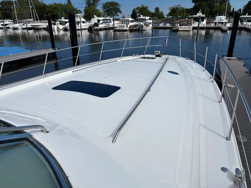 Slide: The Image of Sea Ray 550 SUNDANCER 2002 - 60