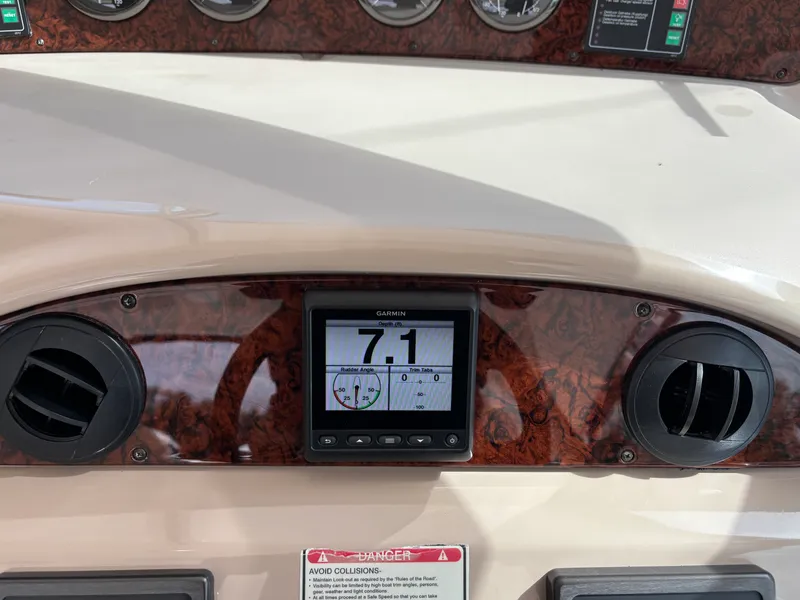 Slide: The Image of Sea Ray 550 SUNDANCER 2002 - 19