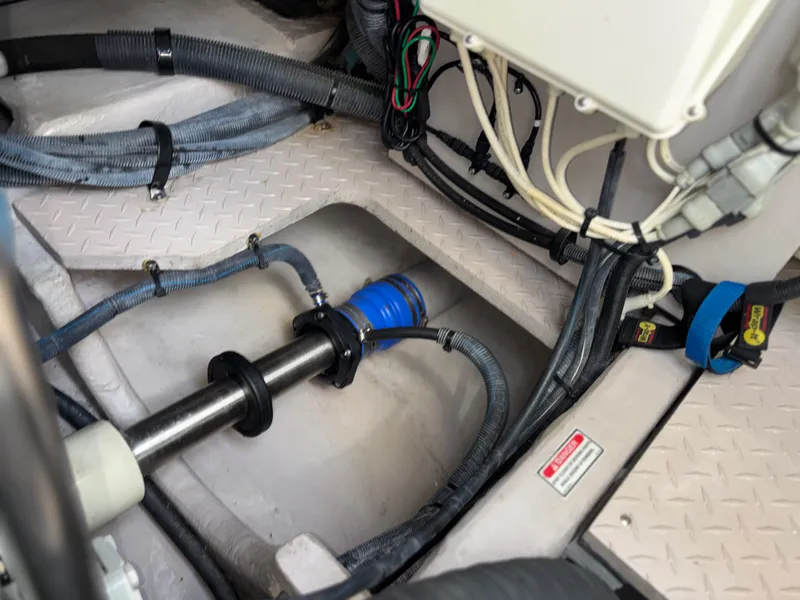Slide: The Image of Sea Ray 550 SUNDANCER 2002 - 51