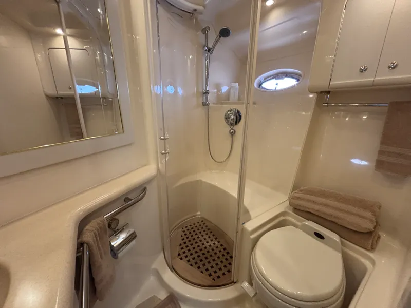 Slide: The Image of Sea Ray 550 SUNDANCER 2002 - 34