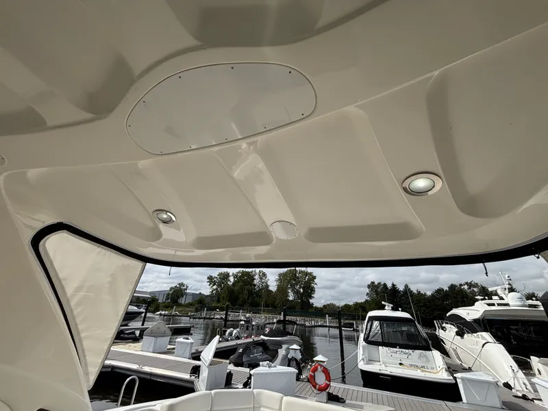 Slide: The Image of Sea Ray 550 SUNDANCER 2002 - 9