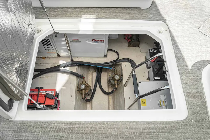 Slide: The Image of Sea Ray 44 Sedan Bridge 2006 - 33