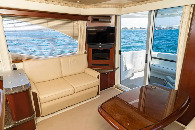 Slide: The Image of Sea Ray 44 Sedan Bridge 2006 - 20
