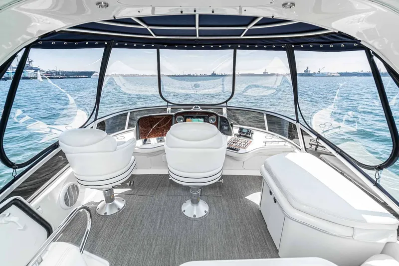 Slide: The Image of Sea Ray 44 Sedan Bridge 2006 - 8