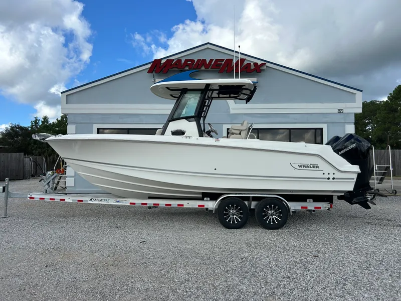 The Image of Boston Whaler 250 Outrage 2027 - 0