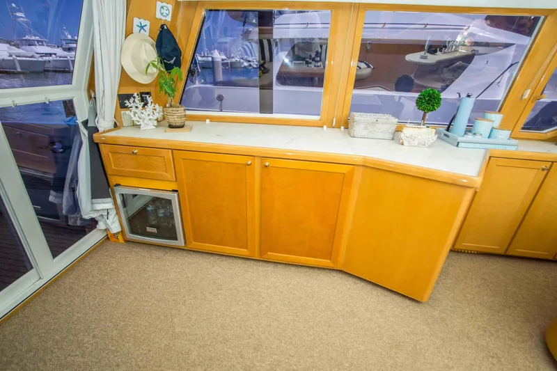 Slide: The Image of McKinna 57 Pilothouse 1998 - 8