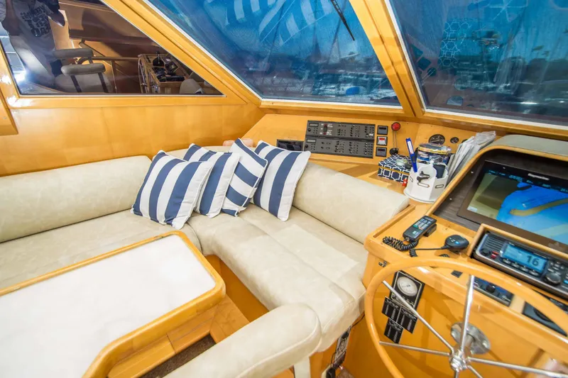 Slide: The Image of McKinna 57 Pilothouse 1998 - 14