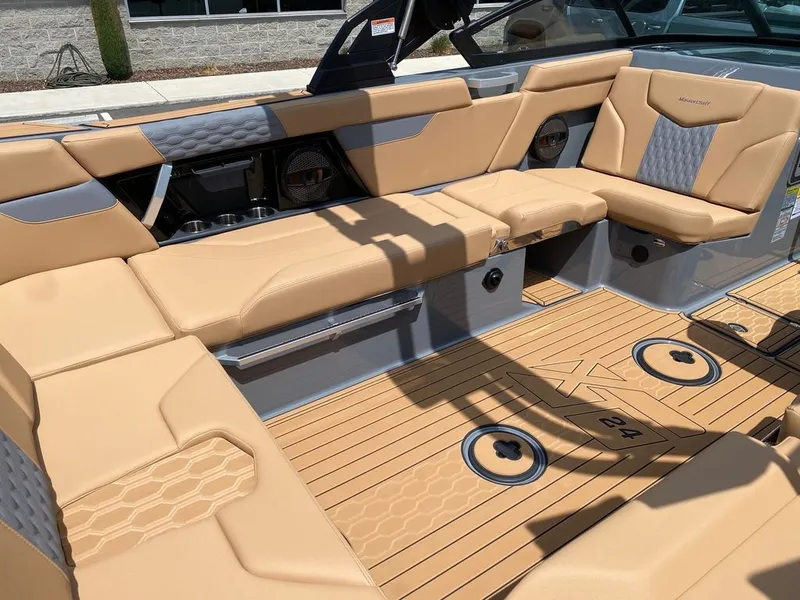 Slide: The Image of MasterCraft XT24 2025 - 10