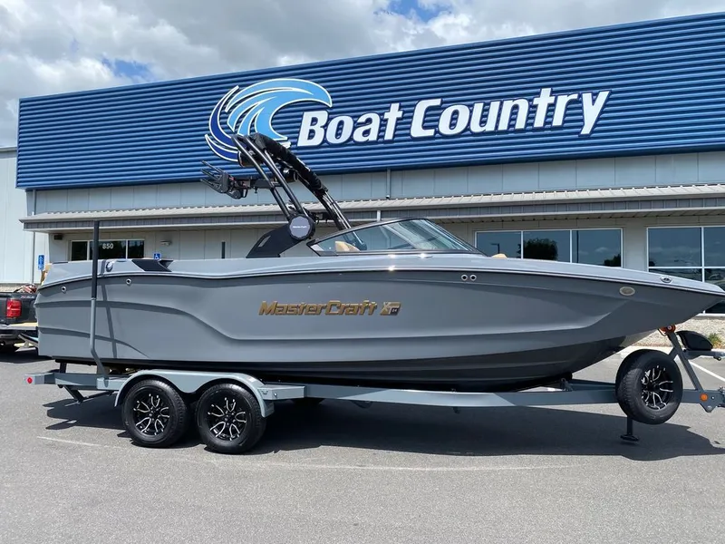 Slide: The Image of MasterCraft XT24 2025 - 1