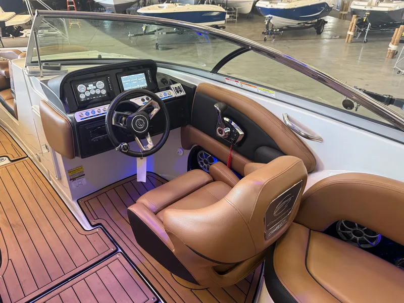 Slide: The Image of Crownline Boats 260 XSS 2024 - 15