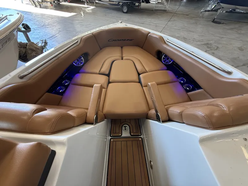 Slide: The Image of Crownline Boats 260 XSS 2024 - 10