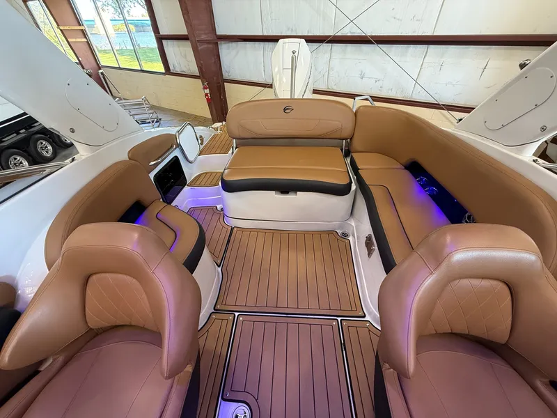 Slide: The Image of Crownline Boats 260 XSS 2024 - 19