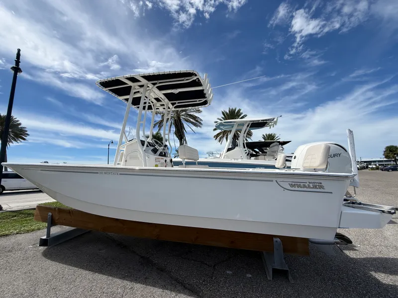 Slide: The Image of Boston Whaler 190 Montauk 2027 - 1