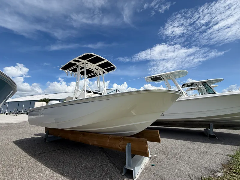 Slide: The Image of Boston Whaler 190 Montauk 2027 - 6