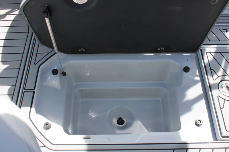 Slide: The Image of Nautique G23 2020 - 18